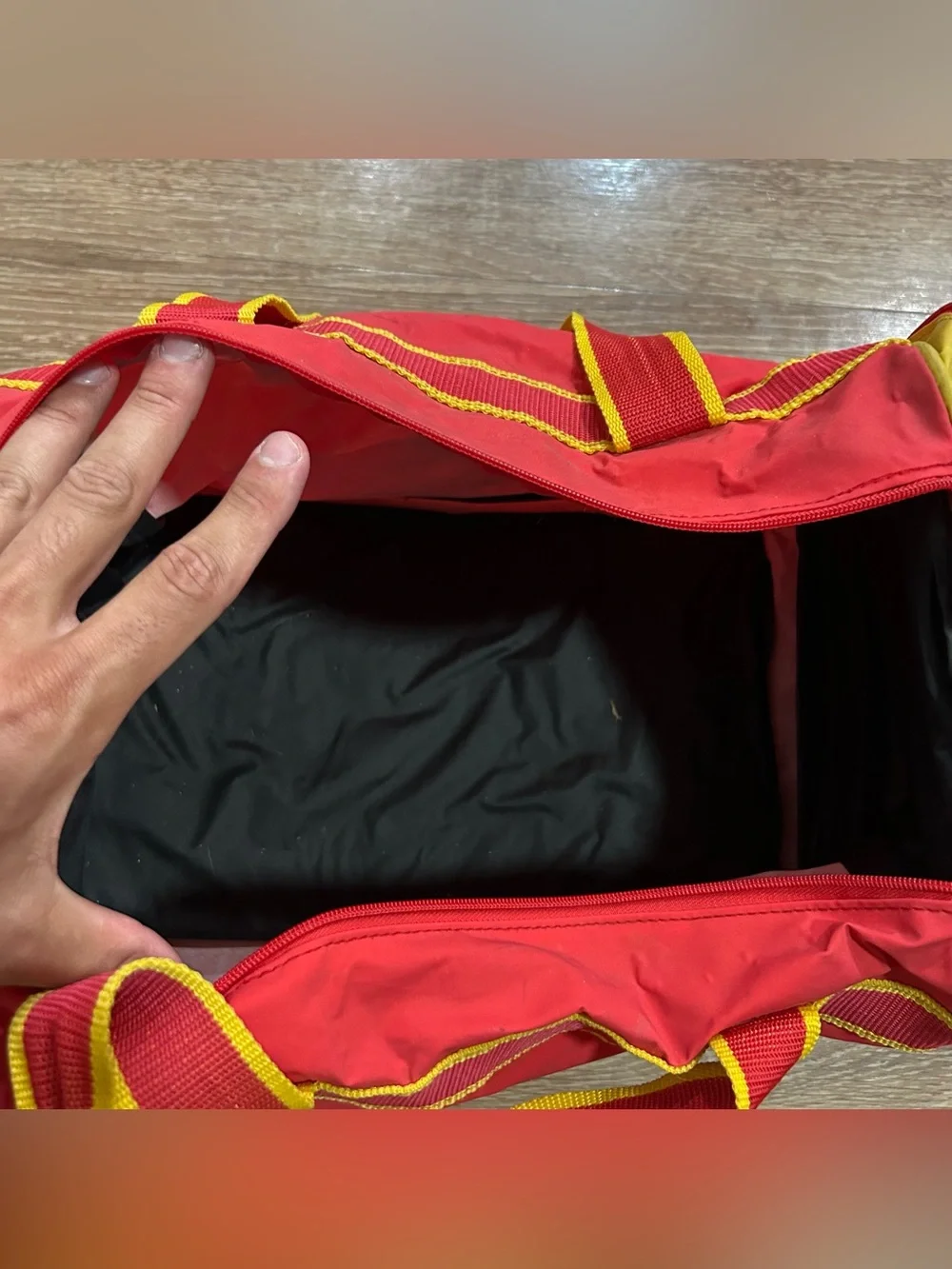 Vintage Kansas City Chiefs Duffel Bag NFL ADS Sports Red Yellow Gym Travel 90s